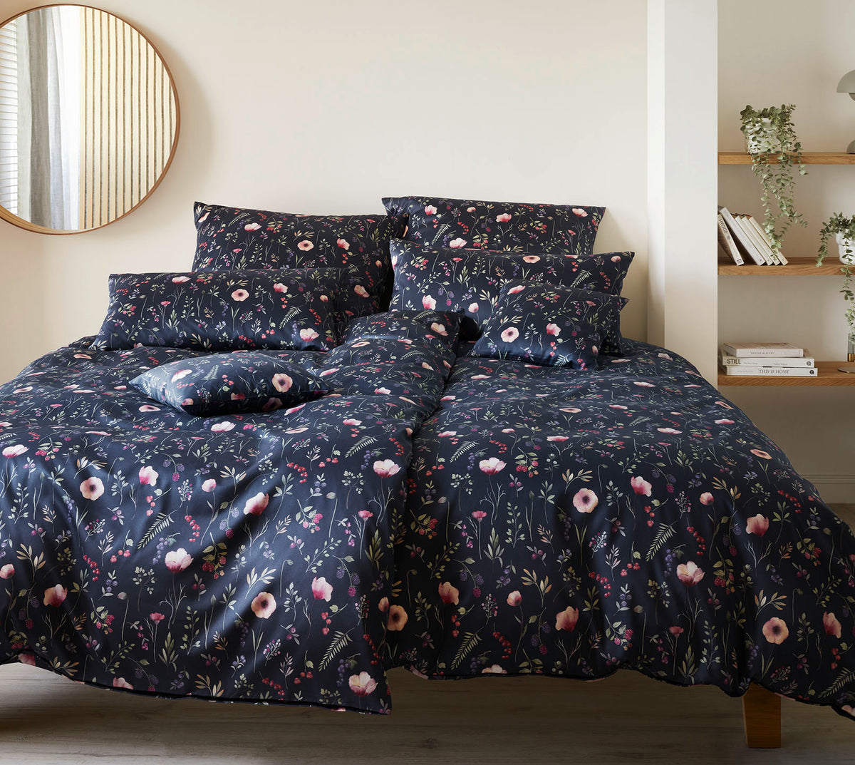 Satin Bettwäsche Sorbet in Nachtblau Blumen Schlafzimmer #farbe_Sorbet Nachtblau