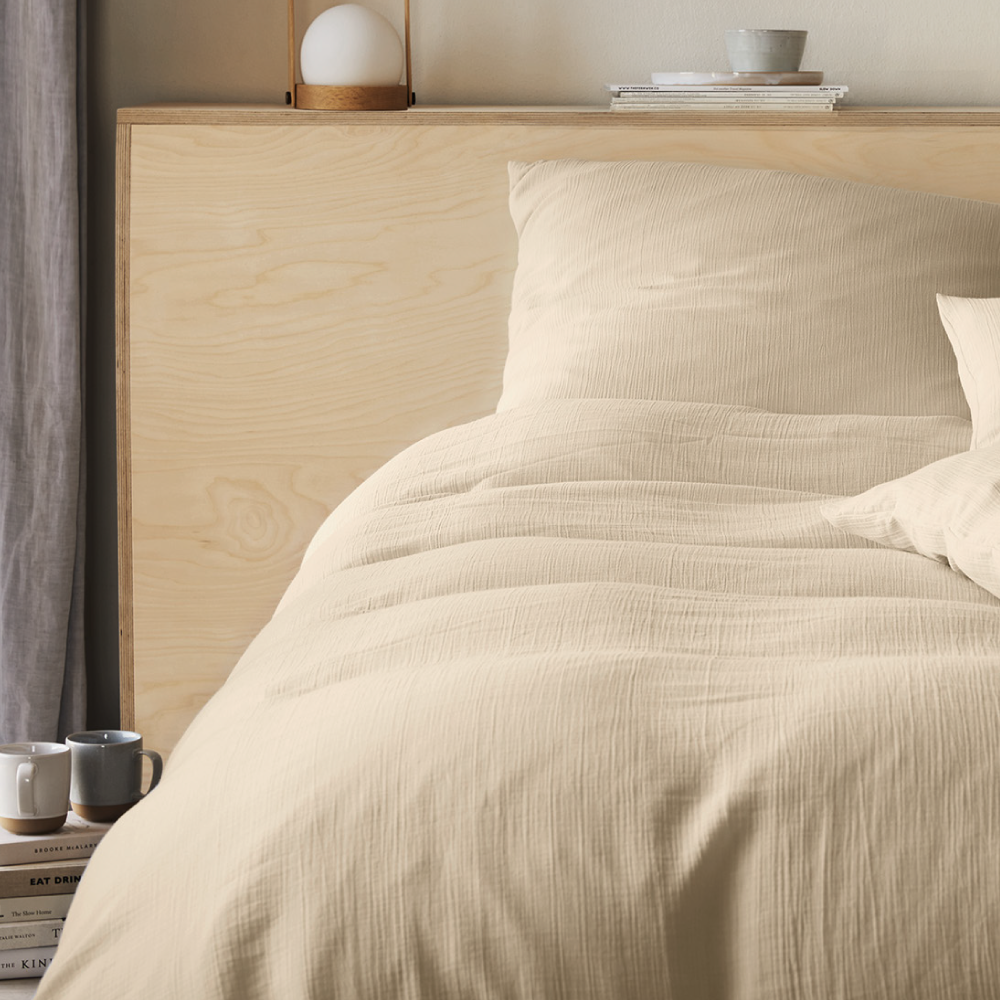 Musselin Bettwäsche Smooth Uni in Beige Schlafzimmer Mobilansicht