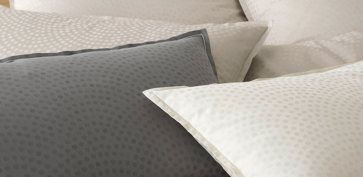 Jacquard Bettwäsche Air Hell Kissen Punkte 2000x980