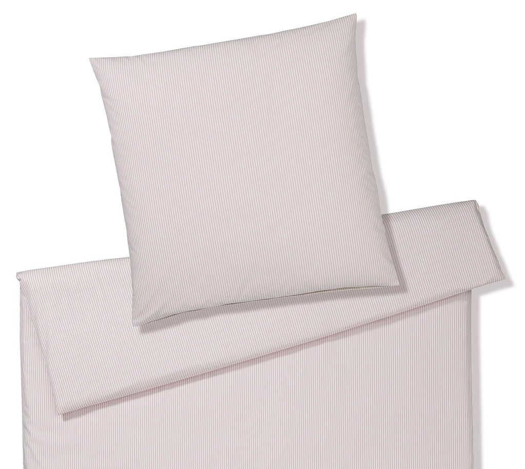 Bettwäsche aus Perkal Classico in Puder Streifen Freisteller #farbe_Puder 