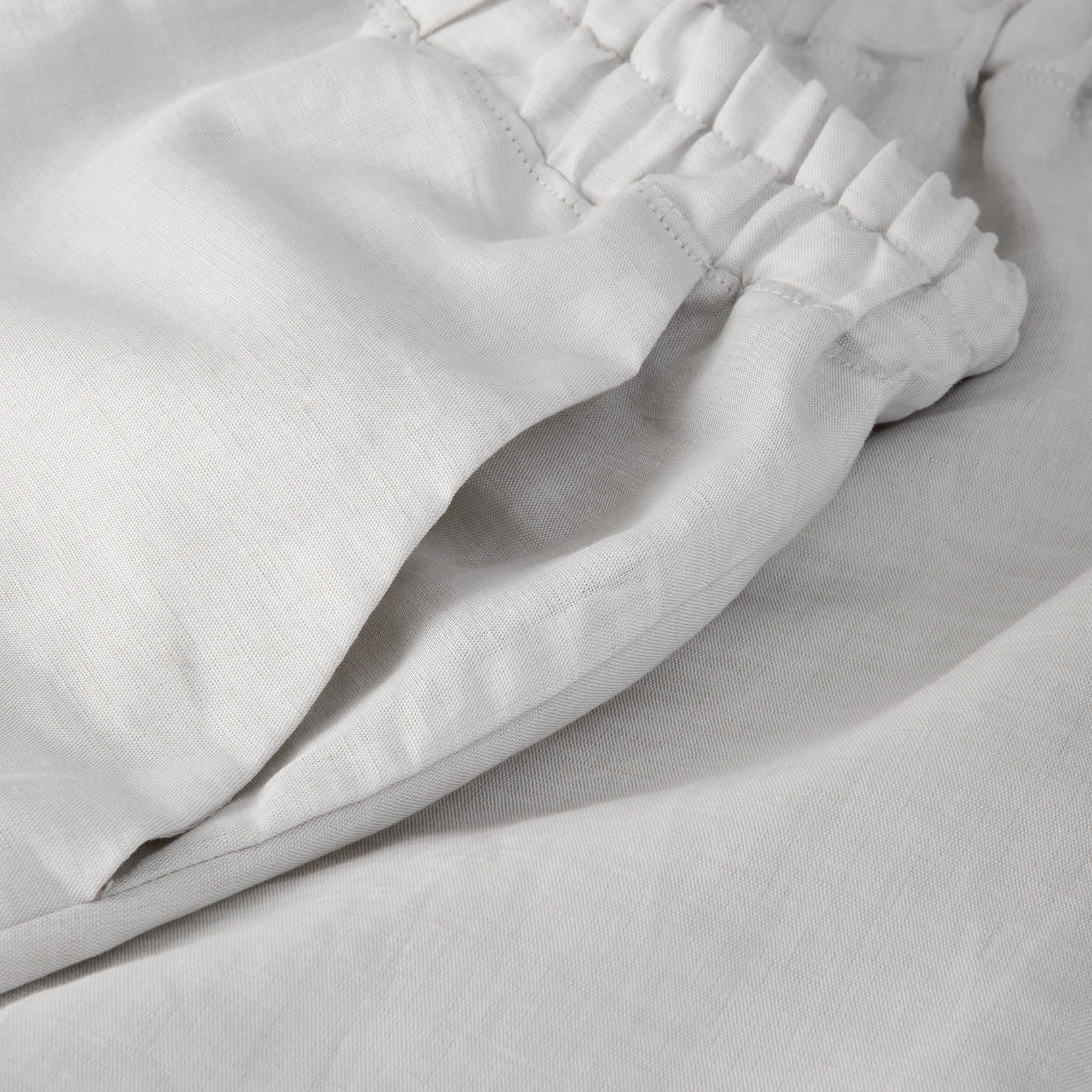 Halbleinen Homewear Shorts in Kreide Detail #farbe_Kreide