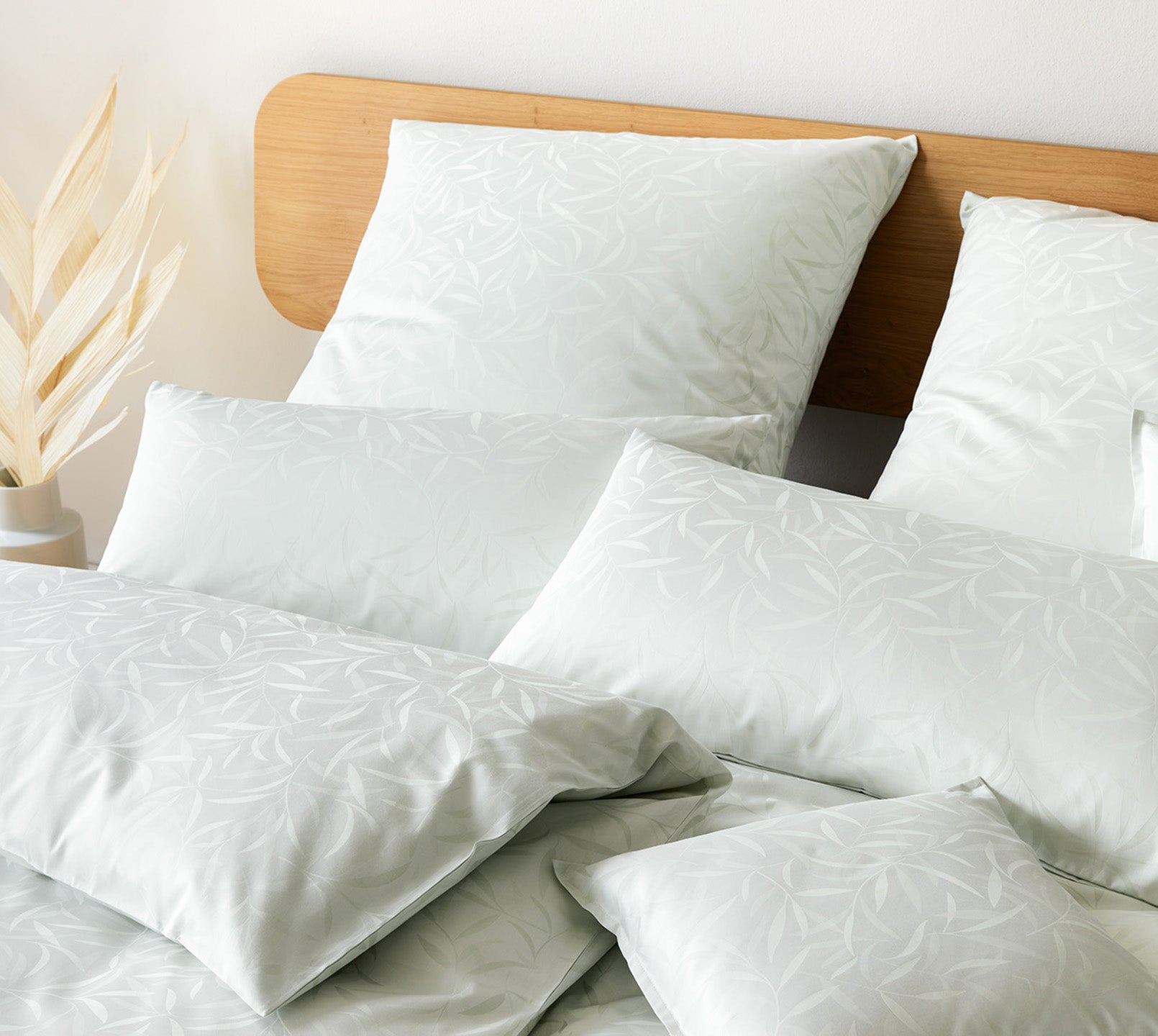 Jacquard Bettwäsche Muriel in Hellgrün Blätter Schlafzimmer #farbe_Muriel Pastellgrün