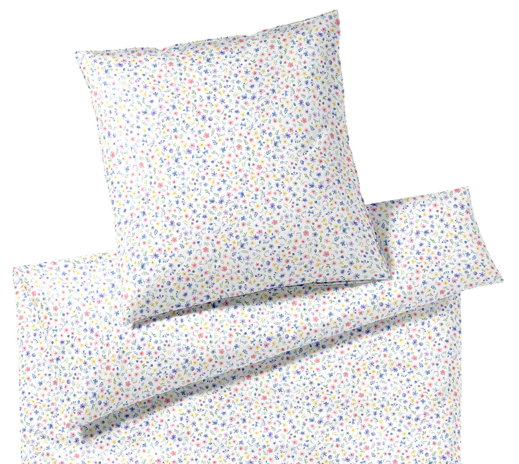 Satin Bettwäsche Beauties in Weiß Blümchen Freisteller #farbe_Weiß
