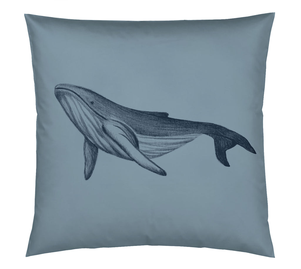 Satin Kissenbezug Globetrotter Tiermotiv Wal Ozeanblau Freisteller #farbe_Ozeanblau