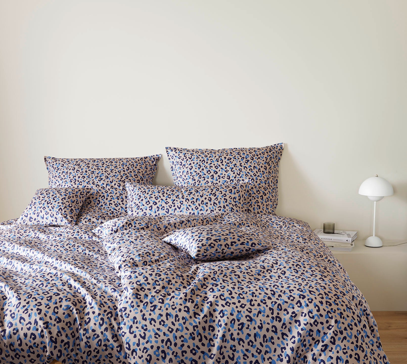 Satin Bettwäsche Leolook in Kobaltblau Leoprint Schlafzimmer #farbe_Leolook Kobaltblau