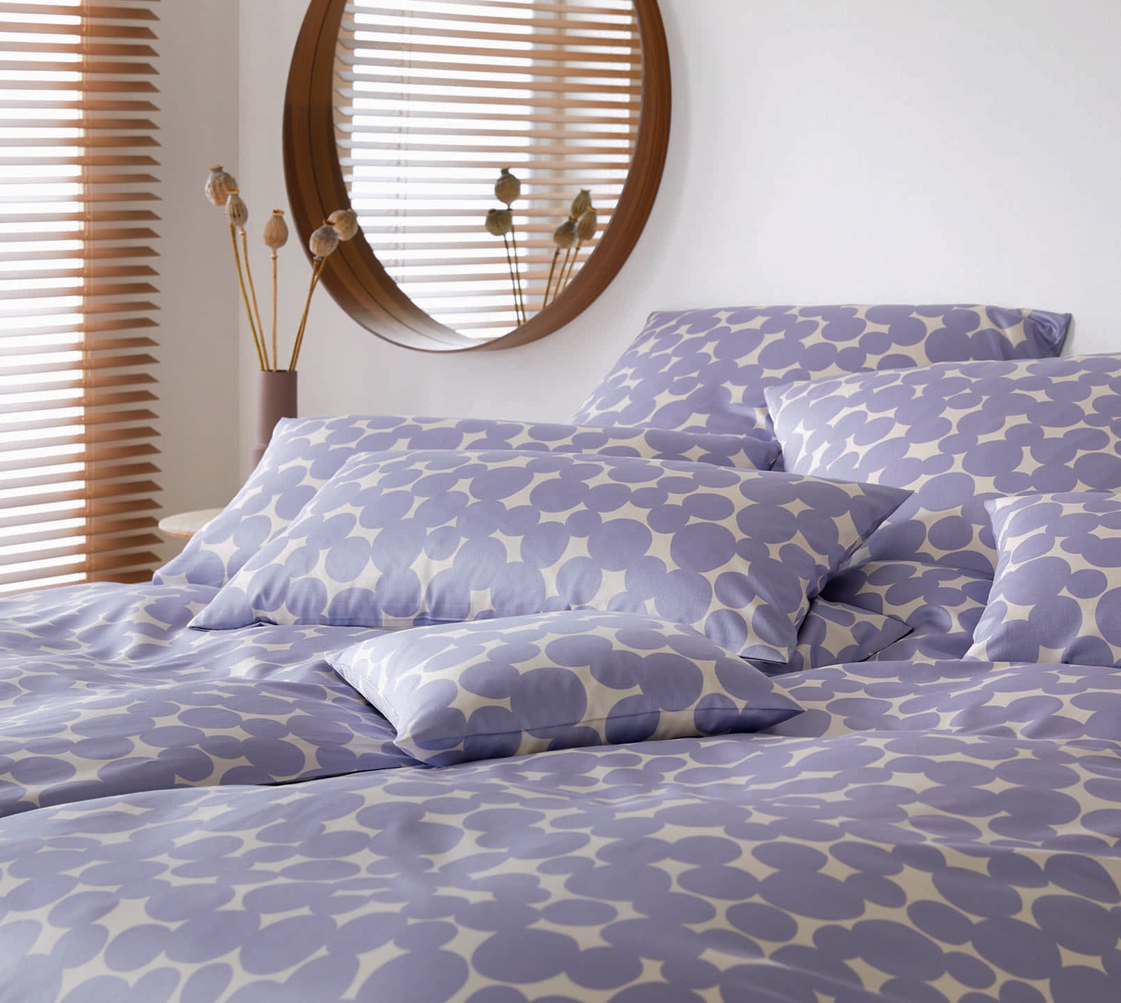 Satin Bettwäsche Pebbles in Flieder Kreise Schlafzimmer #farbe_Pebbles Flieder