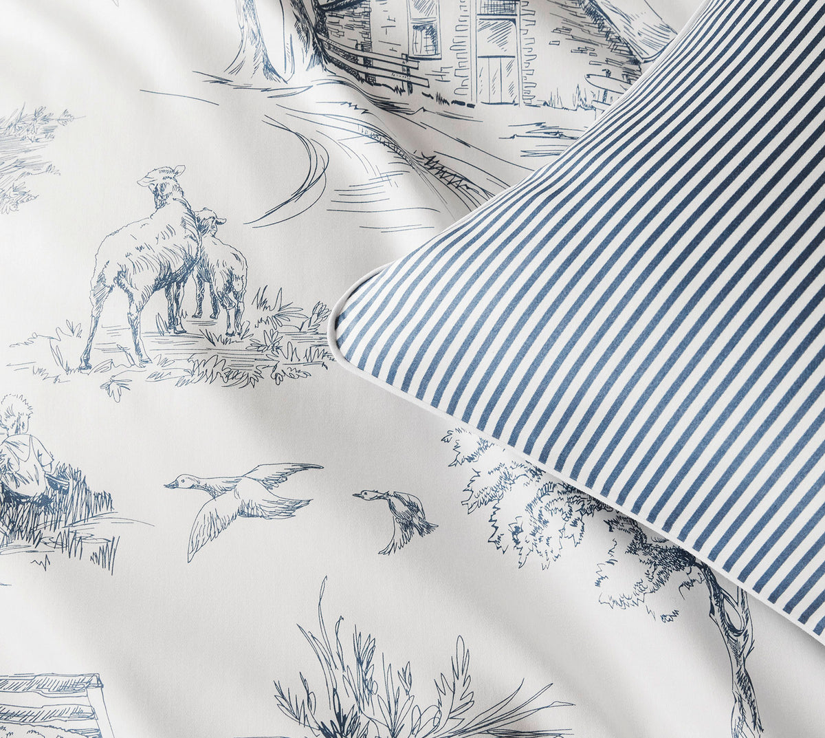 Satin Bettwäsche Toile de Jouy in Marine Landschaften Detail 3 #farbe_Marine
