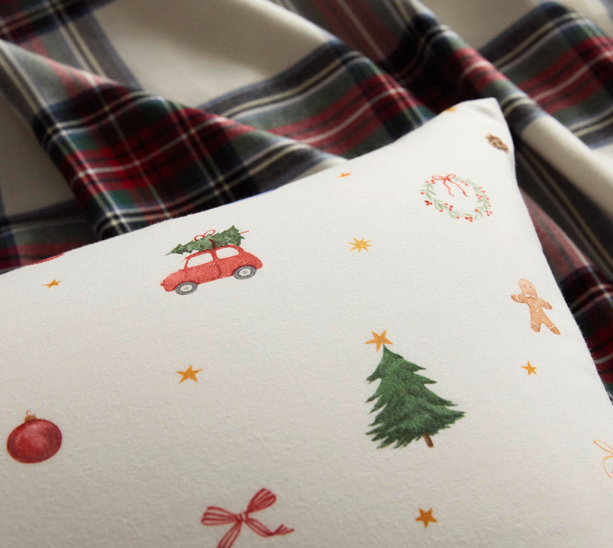 Softflanell Bettwäsche Joyful in Weiß Weihnachtsmotive Detail #farbe_Weiß