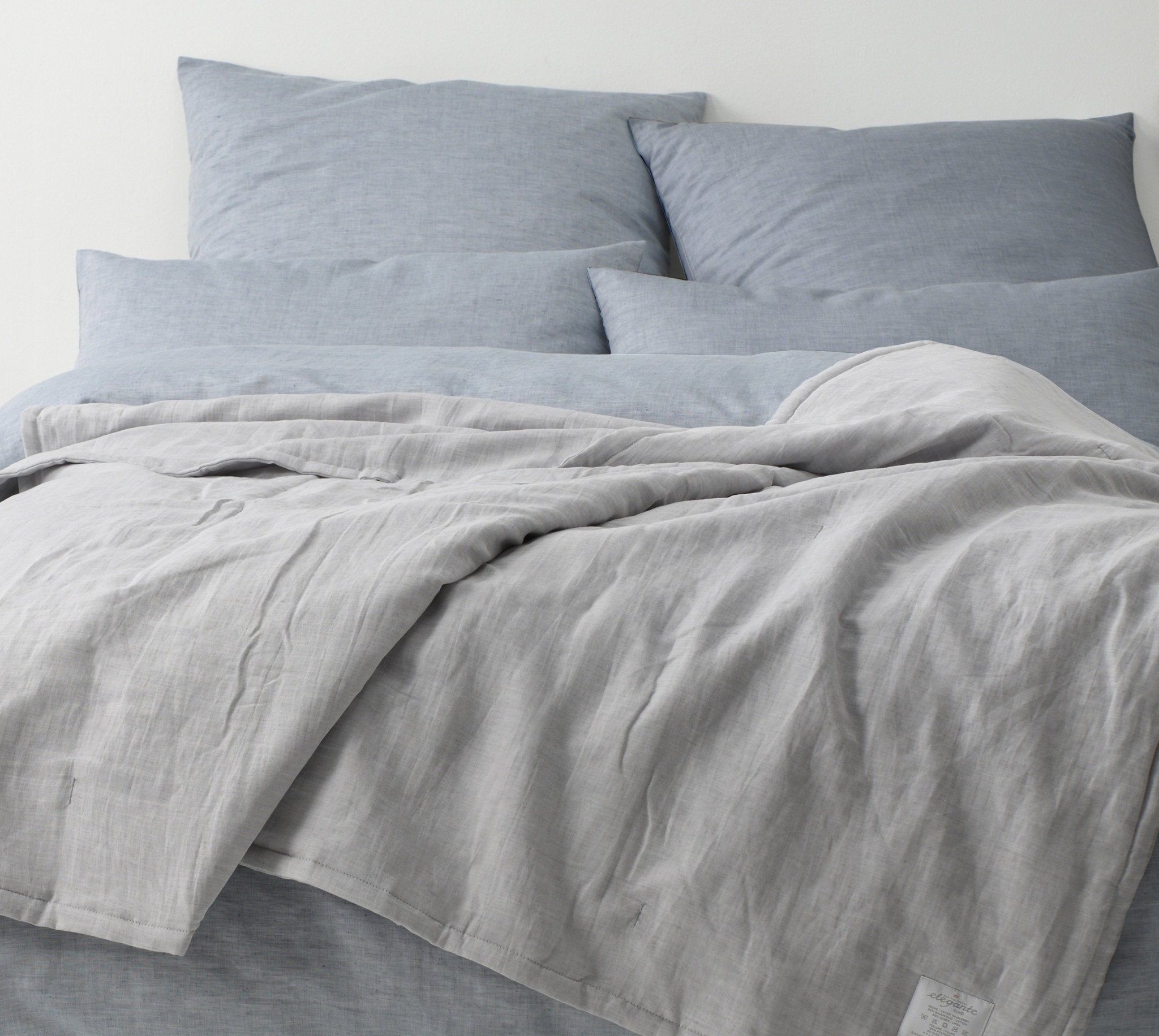 Halbleinen Bettwäsche Plaid Breezee in Hellgrau Schlafzimmer #farbe_Breezee Plaid Hellgrau